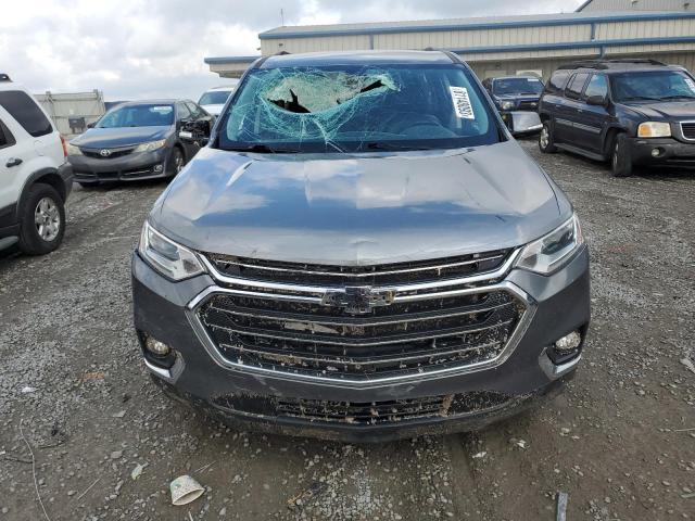 1GNERHKWXKJ174948 - 2019 CHEVROLET TRAVERSE LT GRAY photo 5