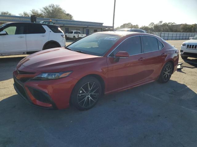 4T1S11AK1PU151942 - 2023 TOYOTA CAMRY SE NIGHT SHADE RED photo 1