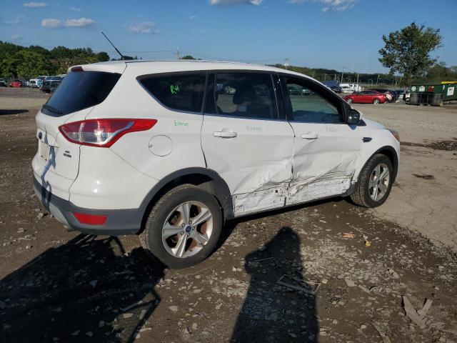 1FMCU9GX9FUA02450 - 2015 FORD ESCAPE SE WHITE photo 3