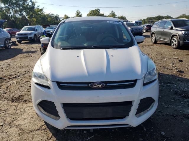 1FMCU9GX9FUA02450 - 2015 FORD ESCAPE SE WHITE photo 5