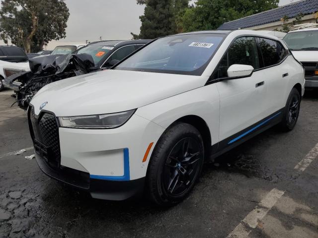 WB523CF0XRCN55554 - 2024 BMW IX XDRIVE50 Ağ foto 1