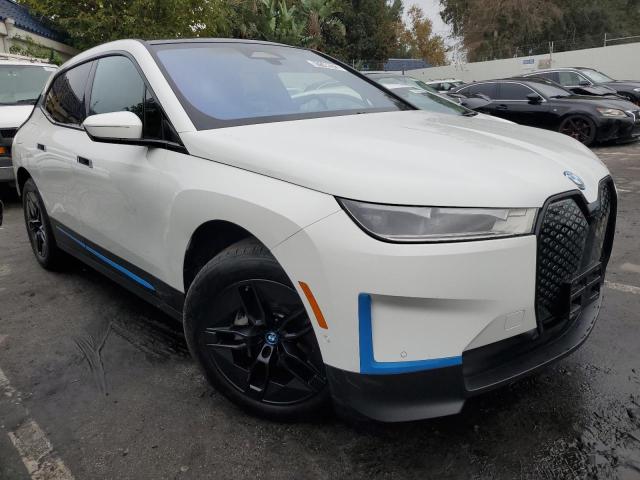 WB523CF0XRCN55554 - 2024 BMW IX XDRIVE50 Ağ foto 4