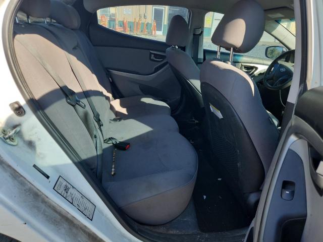 5NPDH4AE8GH751565 - 2016 HYUNDAI ELANTRA SE Beyaz fotoğraf 10