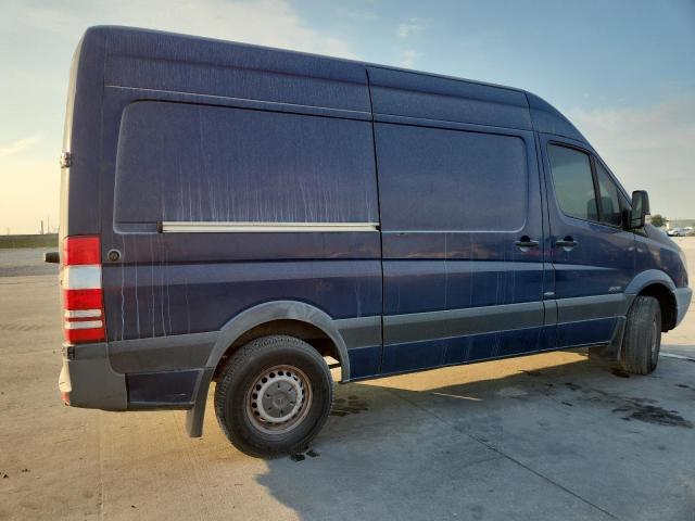WD3PE7CCXC5629040 - 2012 MERCEDES-BENZ SPRINTER 2500 BLUE photo 3