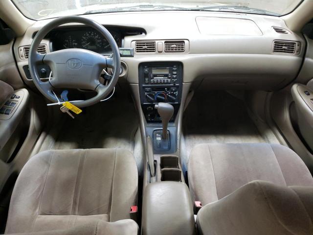 JT2BG22K9X0313498 - 1999 TOYOTA CAMRY LE BEIGE photo 8