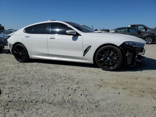 WBAGV2C06MCF70614 - 2021 BMW 840I WHITE photo 4