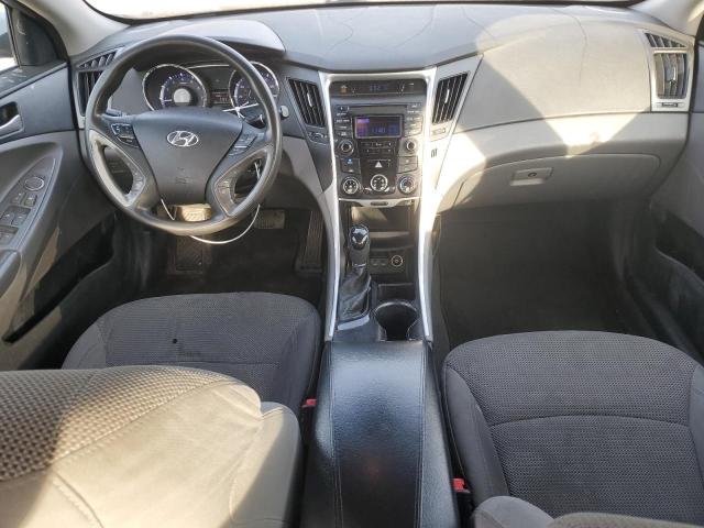 5NPEB4AC0EH901217 - 2014 HYUNDAI SONATA GLS SILVER photo 8