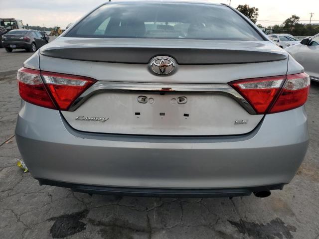 4T1BF1FK4HU390235 - 2017 TOYOTA CAMRY LE SILVER photo 6