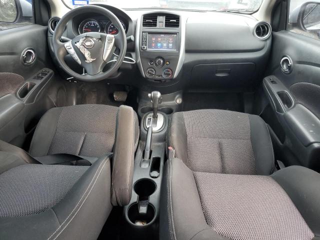 3N1CN7AP7JL886036 - 2018 NISSAN VERSA S SILVER photo 8