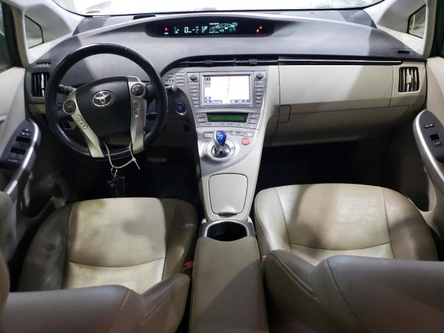 JTDKN3DU9D5589812 - 2013 TOYOTA PRIUS WHITE photo 8