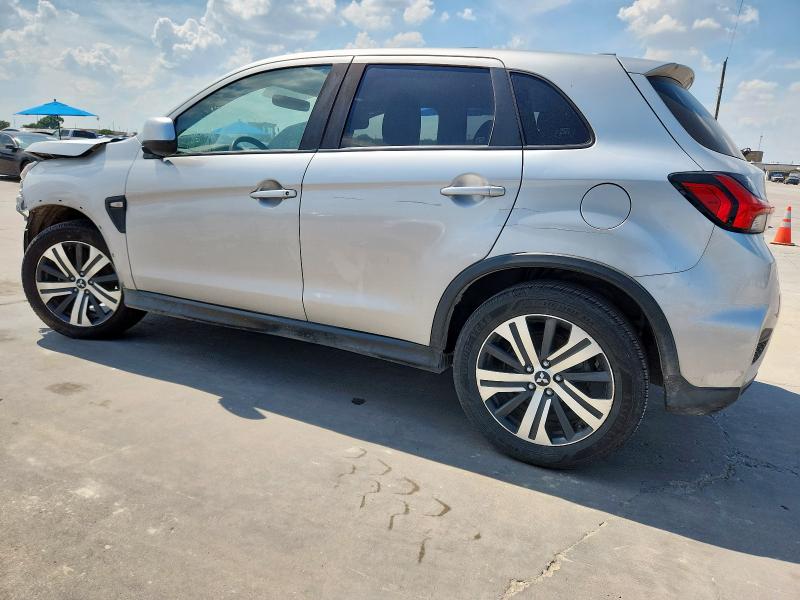 JA4AP3AUXLU005961 - 2020 MITSUBISHI OUTLANDER ES 银色 照片 2