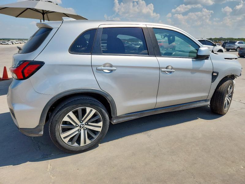 JA4AP3AUXLU005961 - 2020 MITSUBISHI OUTLANDER ES 银色 照片 3