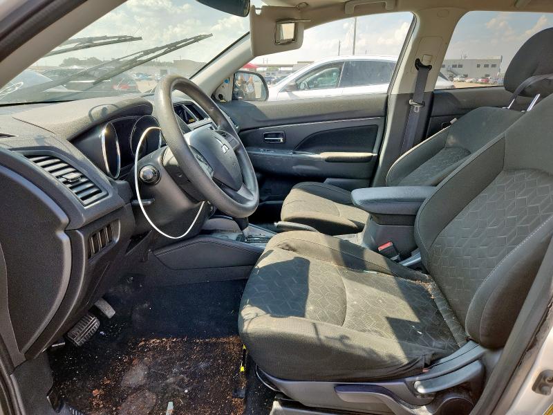 JA4AP3AUXLU005961 - 2020 MITSUBISHI OUTLANDER ES 银色 照片 7