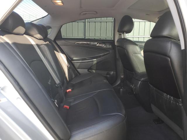 5NPEC4AB0CH324819 - 2012 HYUNDAI SONATA SE Silber Foto 10