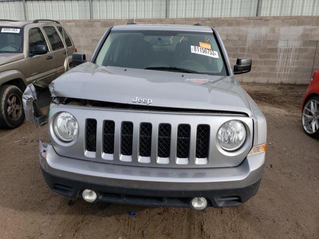 1C4NJPBB0HD152875 - 2017 JEEP PATRIOT SPORT GRAY photo 5