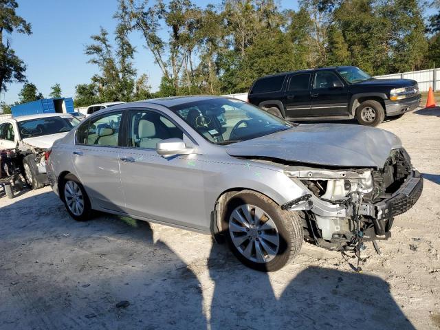 1HGCR2F85DA116324 - 2013 HONDA ACCORD EXL SILVER photo 4