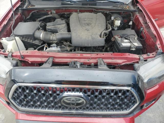 3TMAZ5CN1JM059541 - 2018 TOYOTA TACOMA DOUBLE CAB RED photo 11