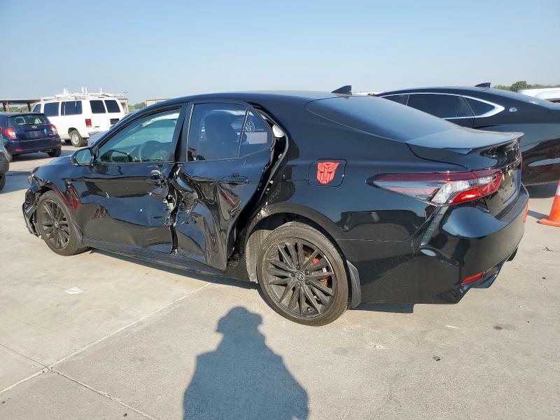 4T1T11AKXPU165200 - 2023 TOYOTA CAMRY SE NIGHT SHADE BLACK photo 2