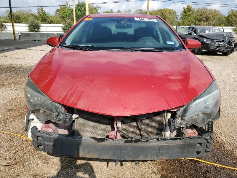 5YFBURHE6JP812041 - 2018 TOYOTA COROLLA L 红色 照片 5