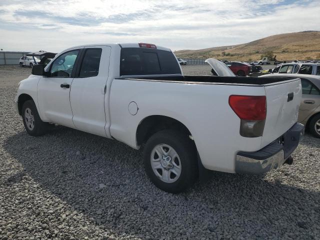 5TFBT54187X005500 - 2007 TOYOTA TUNDRA DOUBLE CAB SR5 WHITE photo 2