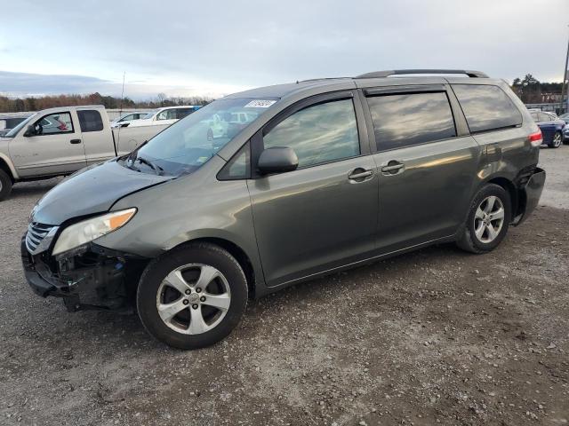 2011 TOYOTA SIENNA LE, 