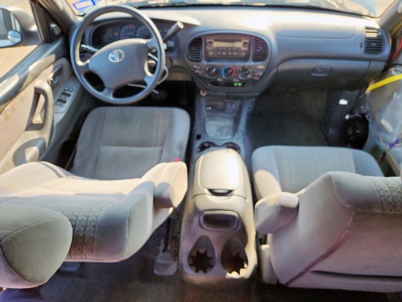 5TBET34105S464596 - 2005 TOYOTA TUNDRA DOUBLE CAB SR5 SILVER photo 8