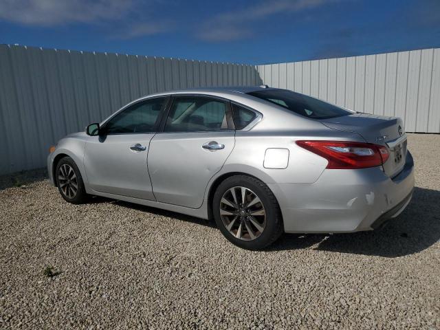 1N4AL3AP3HC122117 - 2017 NISSAN ALTIMA 2.5 银色 照片 2