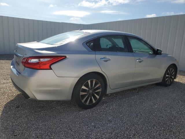 1N4AL3AP3HC122117 - 2017 NISSAN ALTIMA 2.5 银色 照片 3
