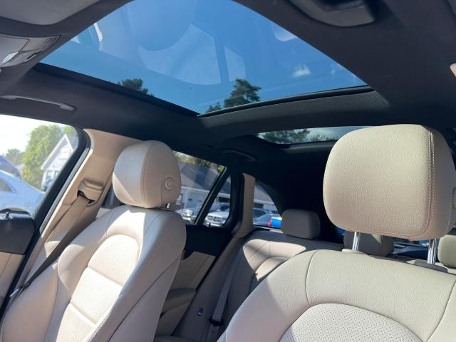 WDC0G4KB4HF243069 - 2017 MERCEDES-BENZ GLC 300 4MATIC WHITE photo 9