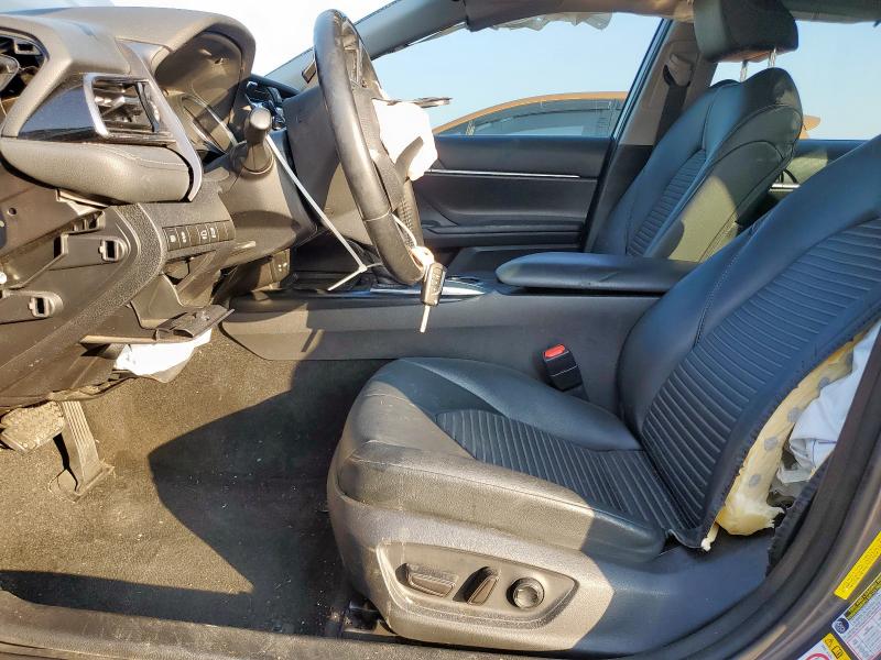 4T1B11HK6KU162644 - 2019 TOYOTA CAMRY L GRAY photo 7