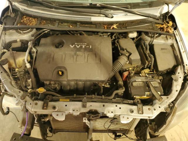 2T1BU4EEXAC465966 - 2010 TOYOTA COROLLA BASE 银色 照片 11