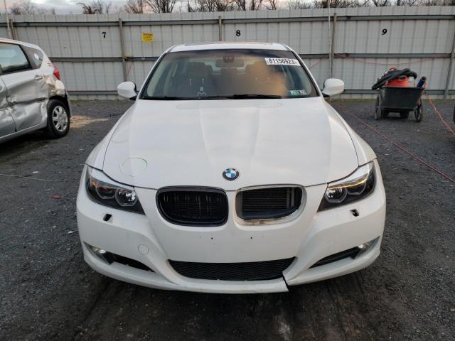 WBAPK5C53BA657723 - 2011 BMW 328 XI SULEV WHITE photo 5