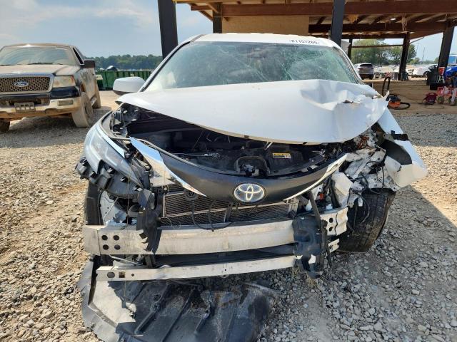 5TDKRKEC4MS045720 - 2021 TOYOTA SIENNA LE WHITE photo 5