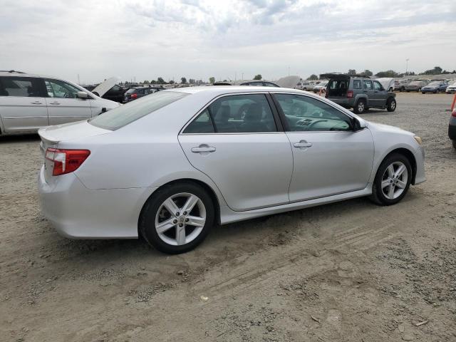 4T1BF1FK1EU418164 - 2014 TOYOTA CAMRY L GRAY photo 3