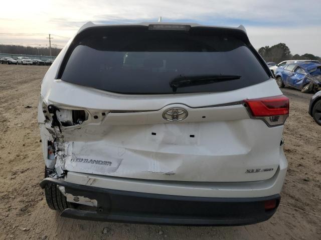 5TDJZRFH3KS719383 - 2019 TOYOTA HIGHLANDER SE WHITE photo 6