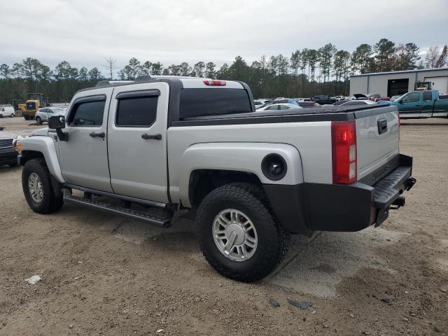 5GNRNGEE7A8117194 - 2010 HUMMER H3T GRAY photo 2