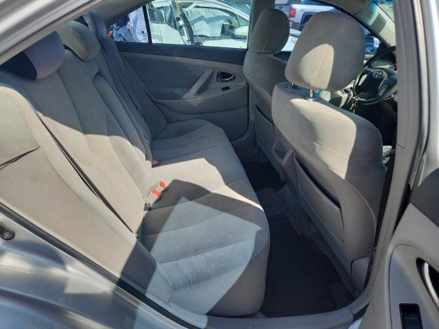 4T1BE46KX7U166020 - 2007 TOYOTA CAMRY CE 银色 照片 10