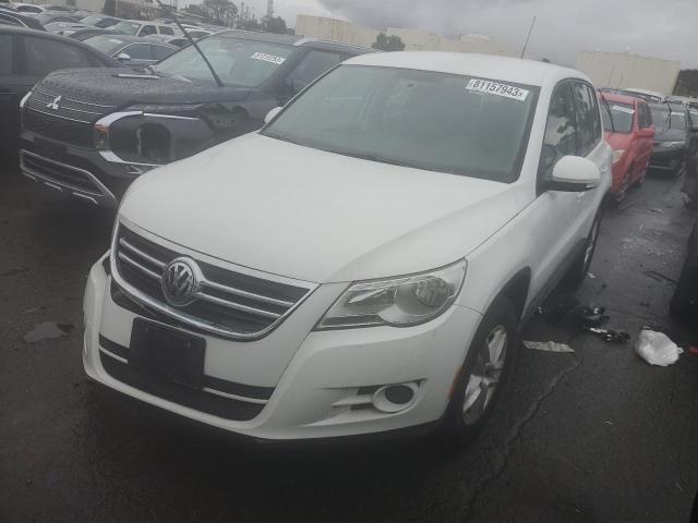 2011 VOLKSWAGEN TIGUAN S, 