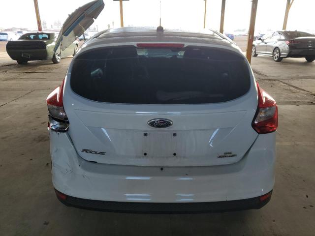 1FADP3K29EL176523 - 2014 FORD FOCUS SE WHITE photo 6