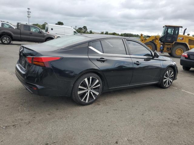 1N4BL4CV2KC181902 - 2019 NISSAN ALTIMA SR Қара фото 3