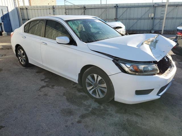 1HGCR2F36DA143729 - 2013 HONDA ACCORD LX WHITE photo 4