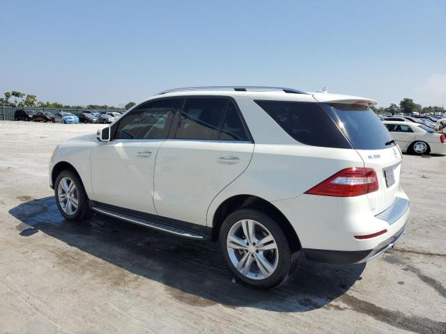 4JGDA5HB4DA176594 - 2013 MERCEDES-BENZ ML 350 4MATIC WHITE photo 2