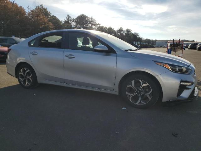 3KPF24AD3LE151150 - 2020 KIA FORTE FE SILVER photo 4