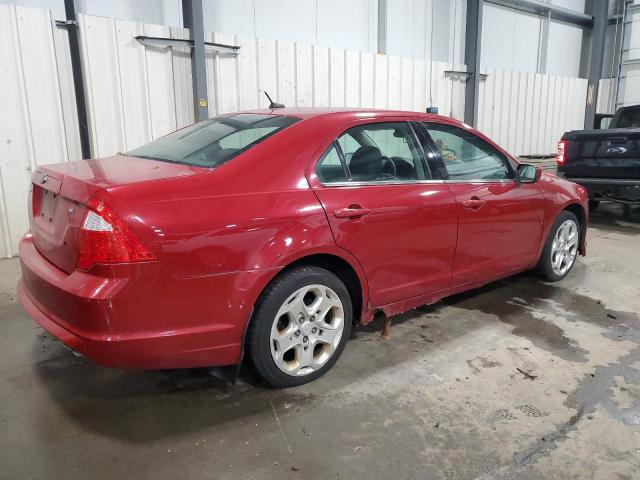 3FAHP0HA7AR124057 - 2010 FORD FUSION SE RED photo 3