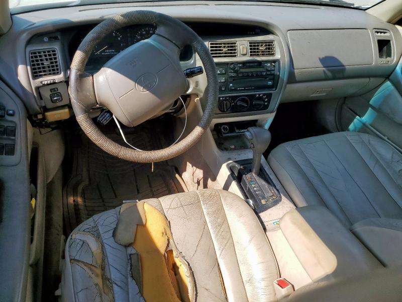 4T1BF18B1WU229710 - 1998 TOYOTA AVALON XL WHITE photo 8