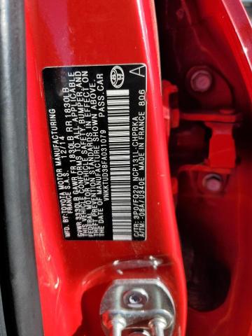 VNKKTUD38FA031079 - 2015 TOYOTA YARIS RED photo 13