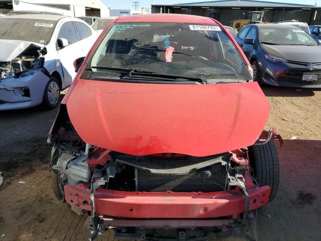 VNKKTUD38FA031079 - 2015 TOYOTA YARIS RED photo 5