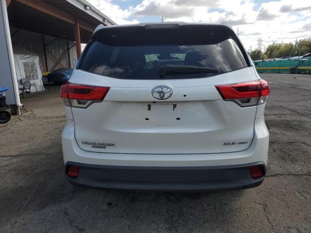 5TDJZRFH2HS462192 - 2017 TOYOTA HIGHLANDER SE თეთრი ფოტო 6