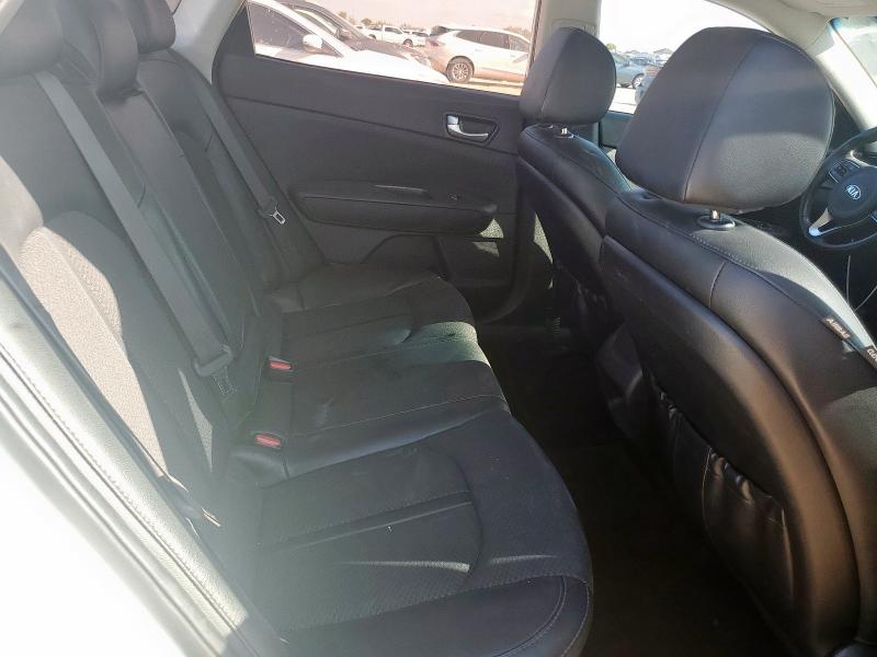 5XXGT4L32JG251301 - 2018 KIA OPTIMA LX 白色 照片 10