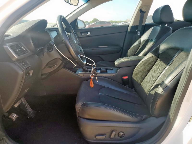 5XXGT4L32JG251301 - 2018 KIA OPTIMA LX 白色 照片 7